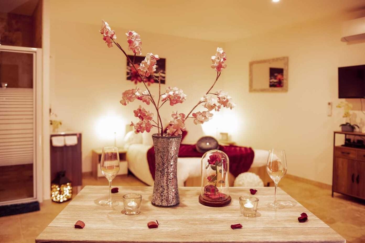 Gites Spa De Charme L Etoile Spa Beynac-et-Cazenac ภายนอก รูปภาพ