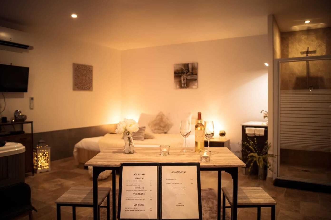 Gites Spa De Charme L Etoile Spa Beynac-et-Cazenac ภายนอก รูปภาพ